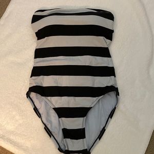 Strapless swimsuit Loft size 4- gray and black